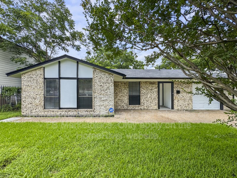 Pet Friendly  | Available Now | property image