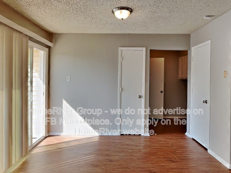 1105 Geneva Ct property image
