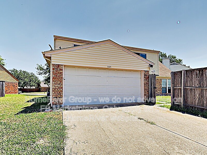 1105 Geneva Ct property image