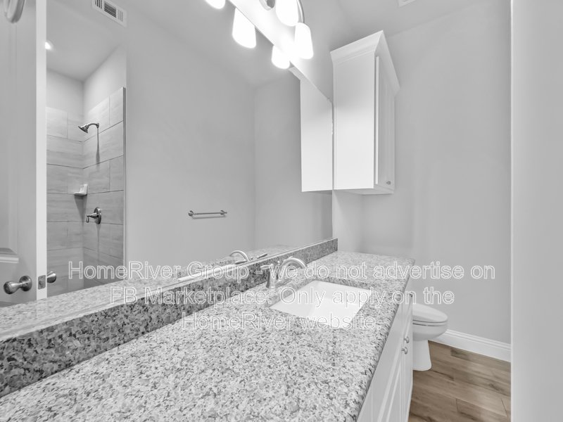3 BR Home | Quartz Countertops | Gas Burners | Fenced Yard property image