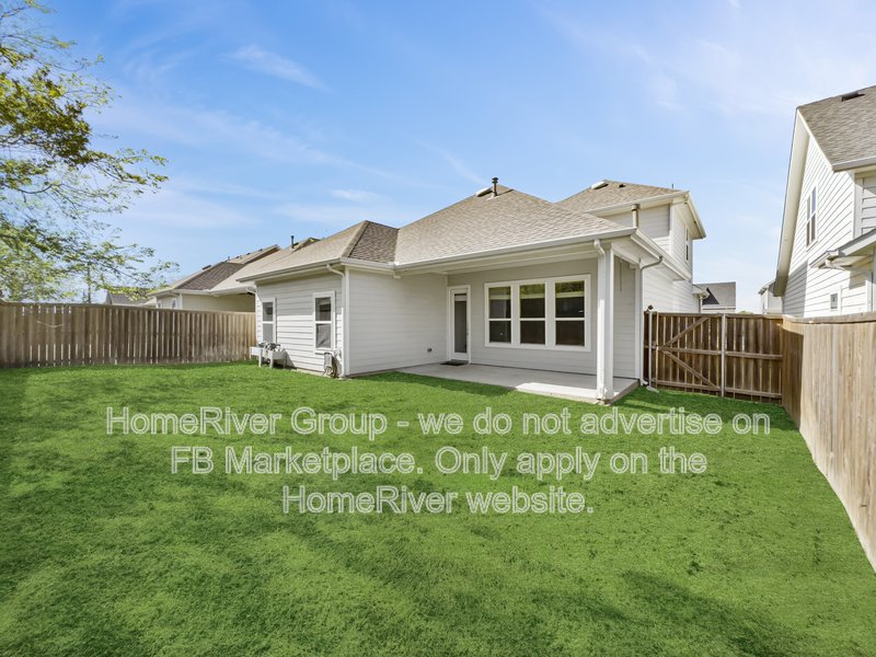 3 BR Home | Quartz Countertops | Gas Burners | Fenced Yard property image