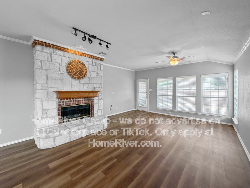 Frisco ISD - Corner Lot with Large Backyard, Jacuzzi tub property image