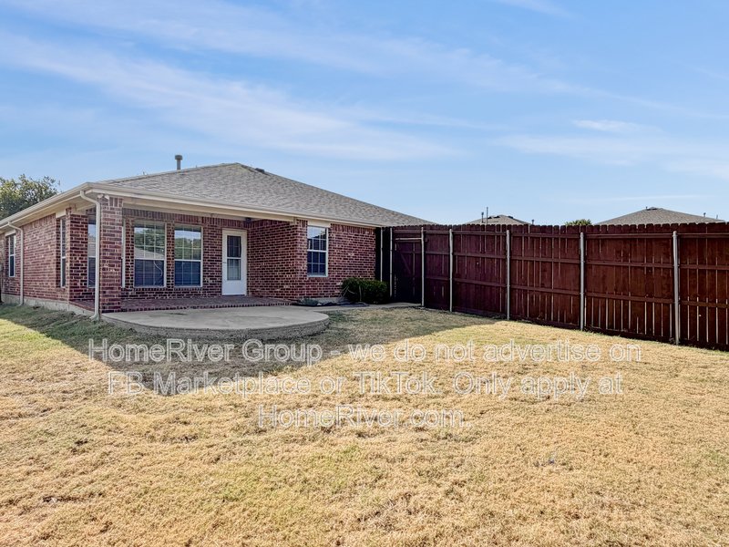 Frisco ISD - Corner Lot with Large Backyard, Jacuzzi tub property image