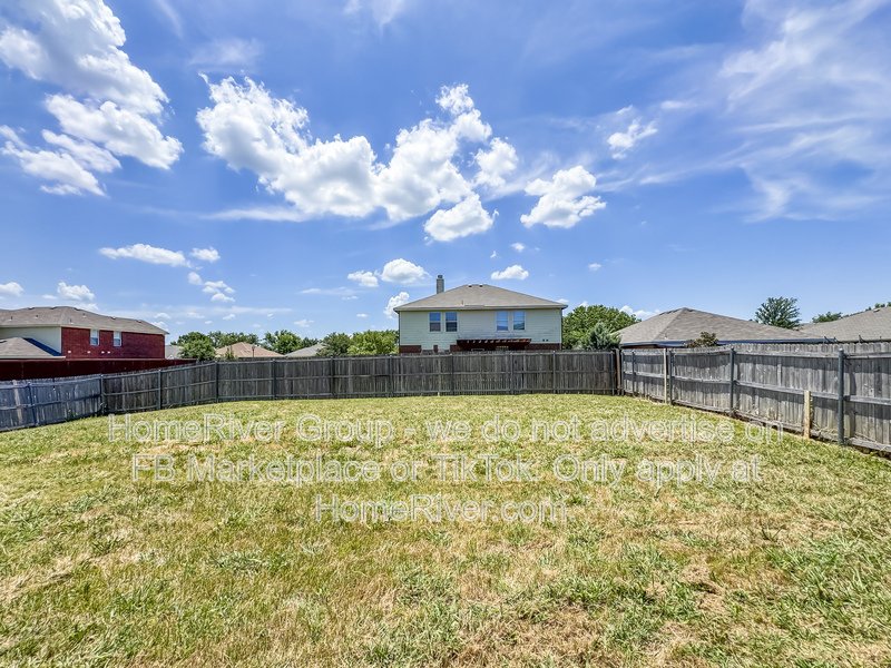 4 Bedroom | Large Backyard | Pet-Friendly property image