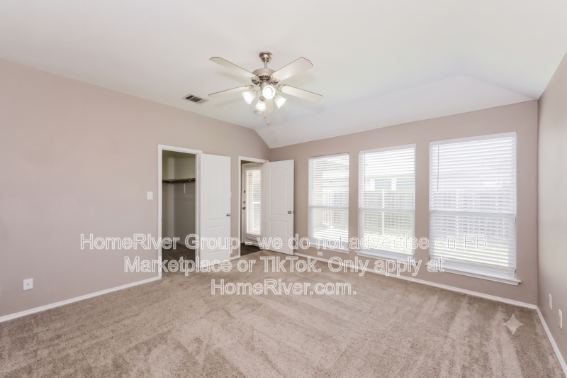 Available Now | Pets Welcome | Fridge Included property image