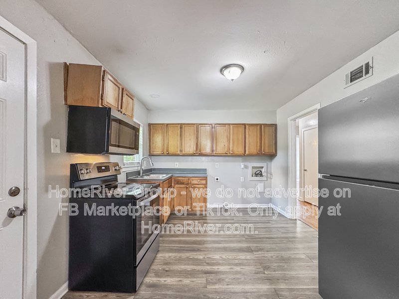 Available Now! | Pet Friendly | Fridge Included property image