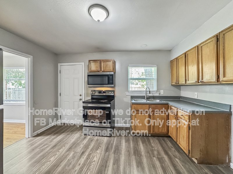 Available Now! | Pet Friendly | Fridge Included property image