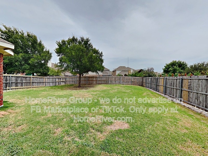 Craig Ranch - 5 beds 3 Baths! Refrigerator! property image