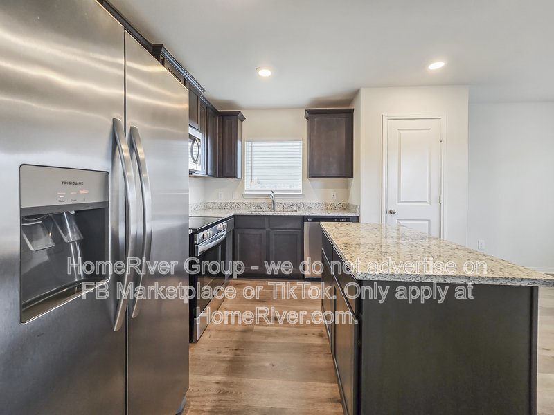 Pet Friendly | Fenced Yard | Fridge Included property image
