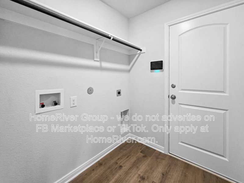 Available Now | Pets Welcome | Fridge Included property image