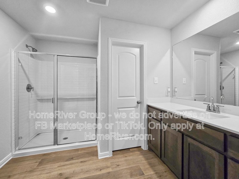 Available Now | Pets Welcome | Fridge Included property image