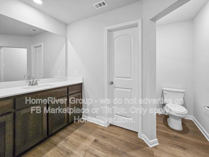 Available Now | Pets Welcome | Fridge Included property image