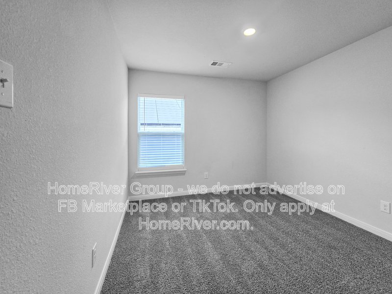 Available Now | Pets Welcome | Fridge Included property image