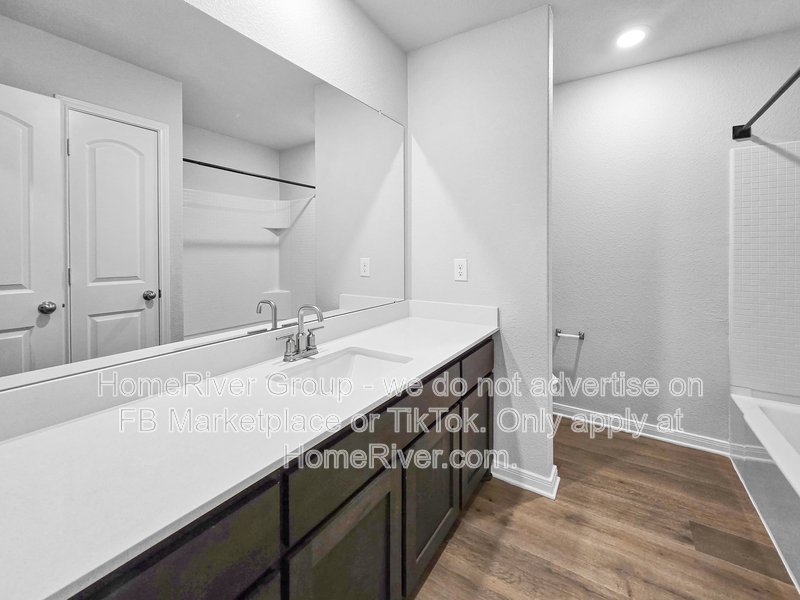 Available Now | Pets Welcome | Fridge Included property image