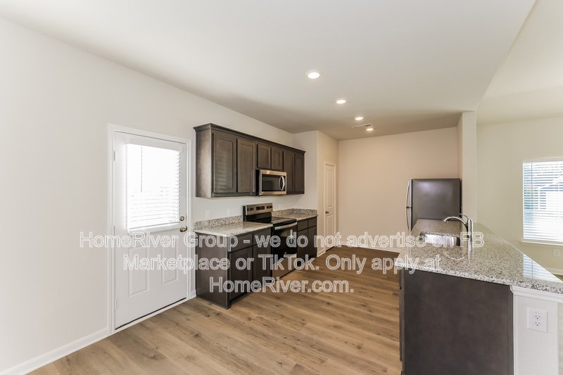 Available Now | Pets Welcome | Fenced Yard property image
