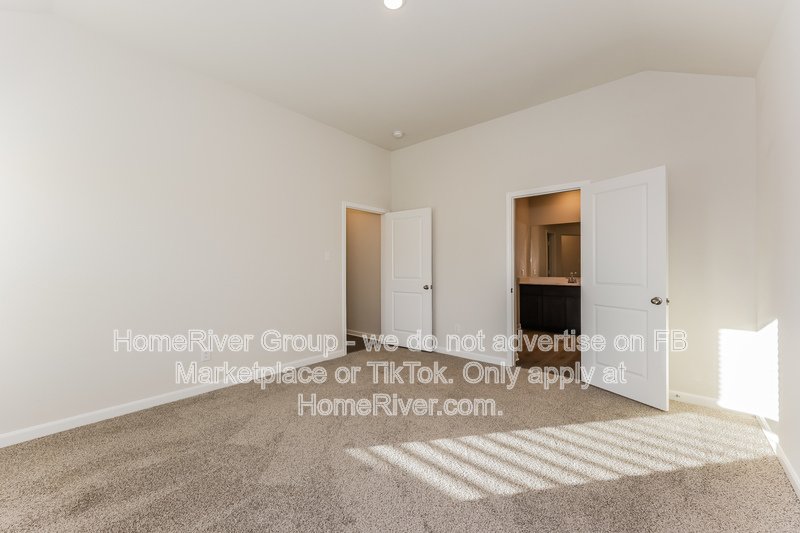 Available Now | Pets Welcome | Fenced Yard property image