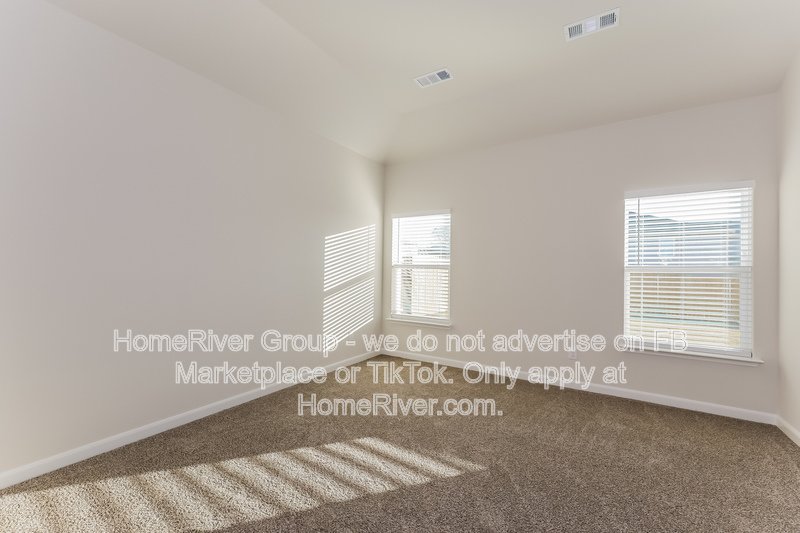Available Now | Pets Welcome | Fenced Yard property image