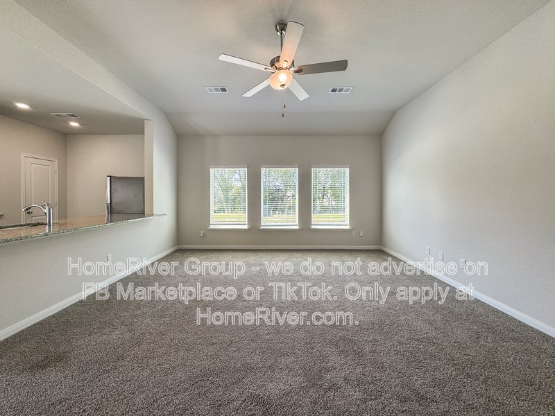Available Now | Pets Welcome | Fridge Included property image