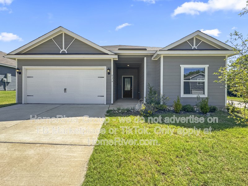 Available Now | Pets Welcome | Fridge Included property image