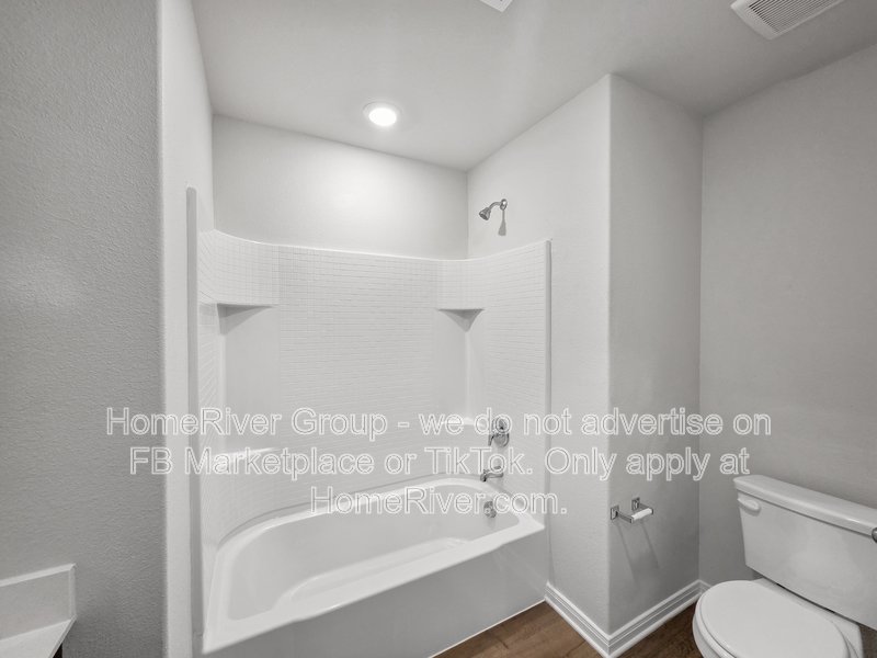 Available Now | Pet Friendly |  Fenced Yard |  Fridge Included property image