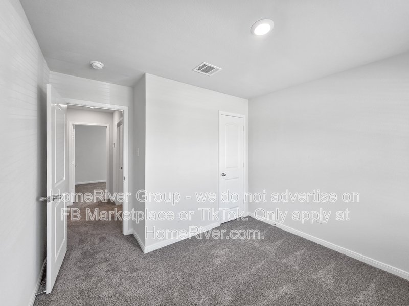 Available Now | Pet Friendly |  Fenced Yard |  Fridge Included property image