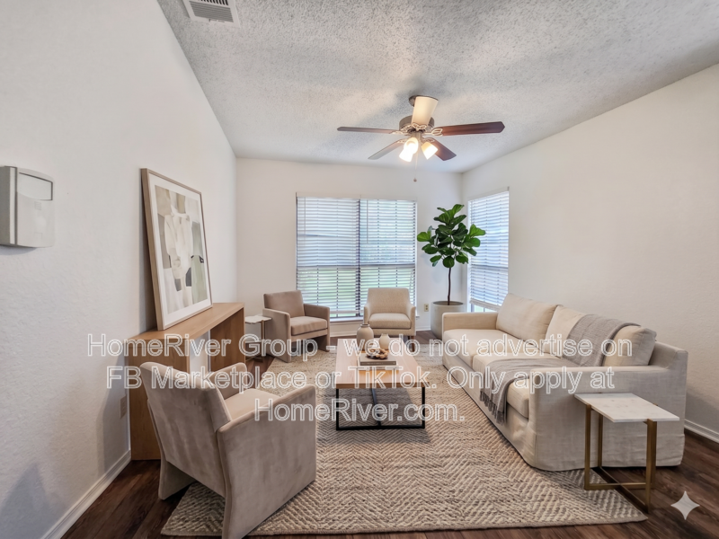 3 BR Home | Fenced Yard | Fireplace property image