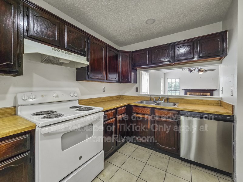 3 BR Home | Fenced Yard | Fireplace property image