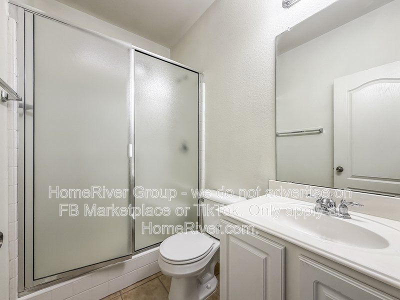 4 BR Home | Lantana Golf Course | Fireplace property image