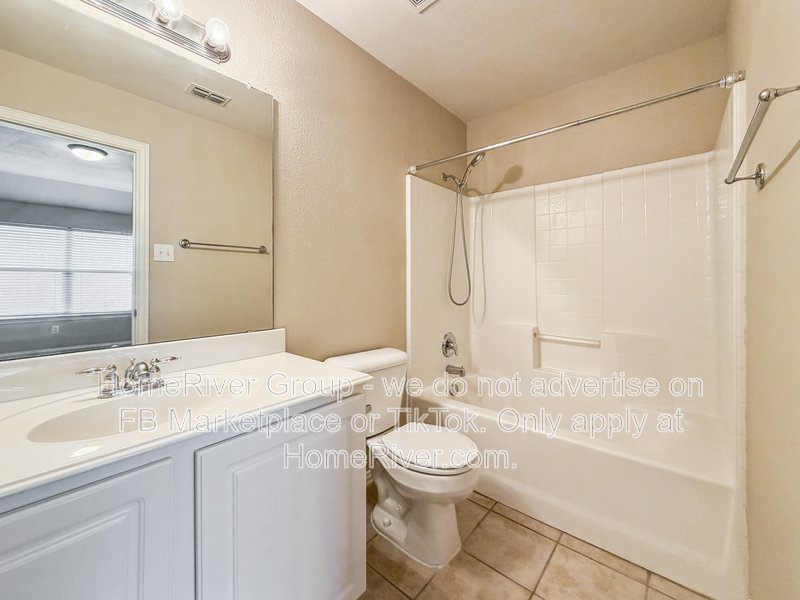 4 BR Home | Lantana Golf Course | Fireplace property image