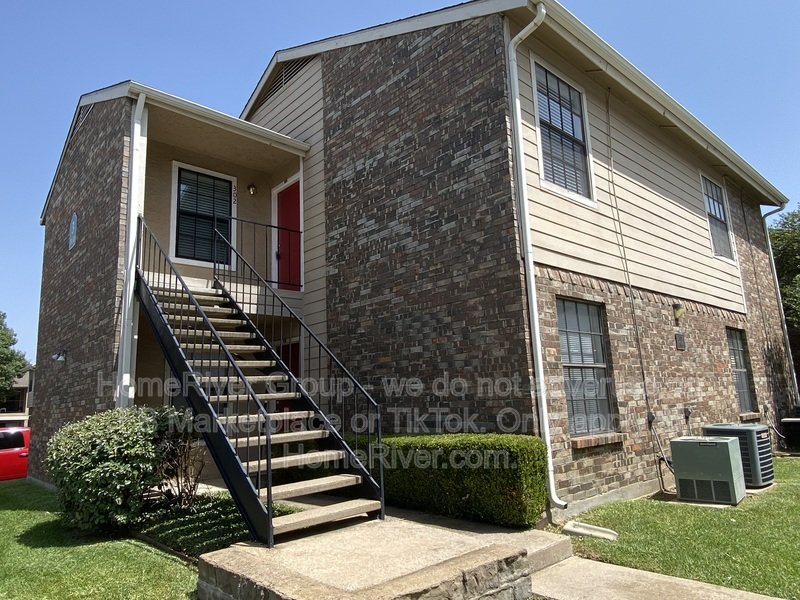Fridge Included | Community Pool | Water and Gas Included property image