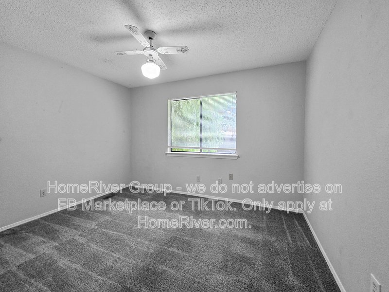 Pet Friendly |  Cozy Fireplace | Fridge | New Carpet property image