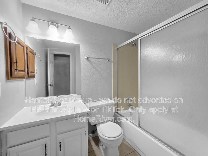Pet Friendly |  Cozy Fireplace | Fridge | New Carpet property image