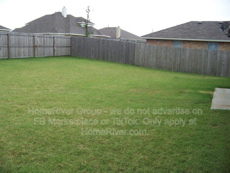 4 BR Home | Fireplace | Fenced Yard | Crosby Elementary property image