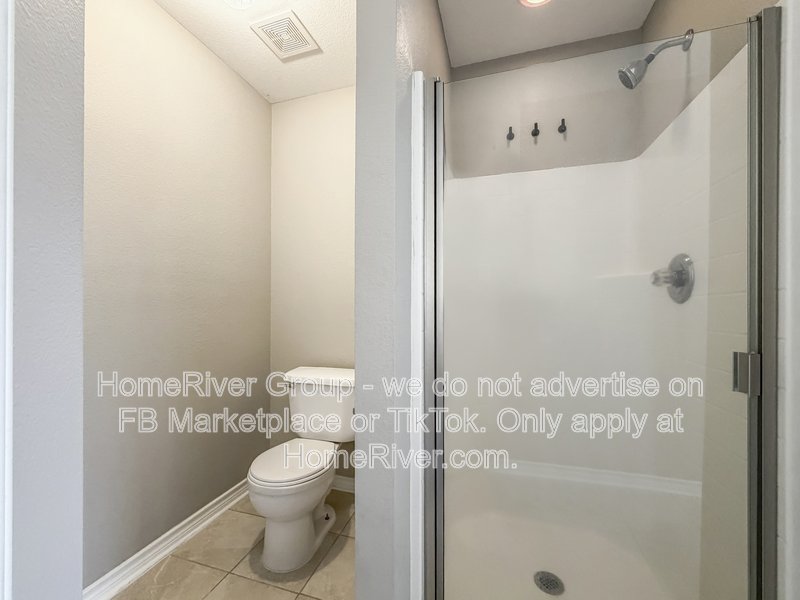 313 Charleston Dr property image
