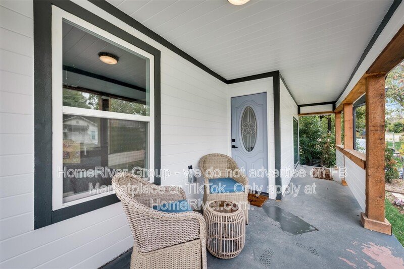 Designer Finishes | Stainless Steel | Pet Friendly. property image