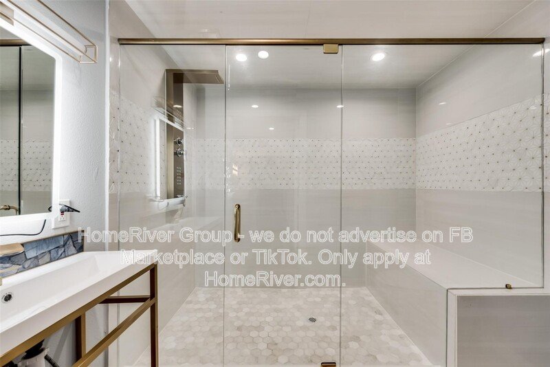 Designer Finishes | Stainless Steel | Pet Friendly. property image