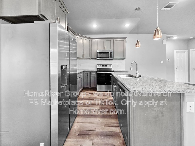 3 BR Home | Quartz Counters | Refrigerator | property image