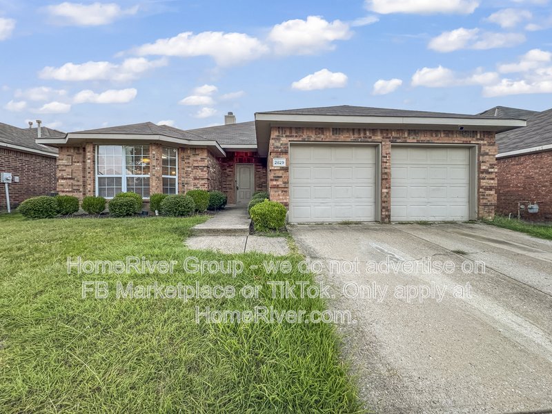 Pet-Friendly | 2-Car Garage | Covered Patio. property image