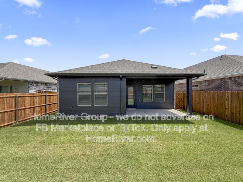 Fenced Yard | Pet Friendly | Washer/Dryer property image