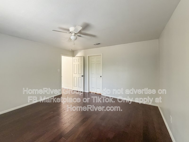 Fur Babies Welcome - Solid Surface Flooring - SS Appliances property image