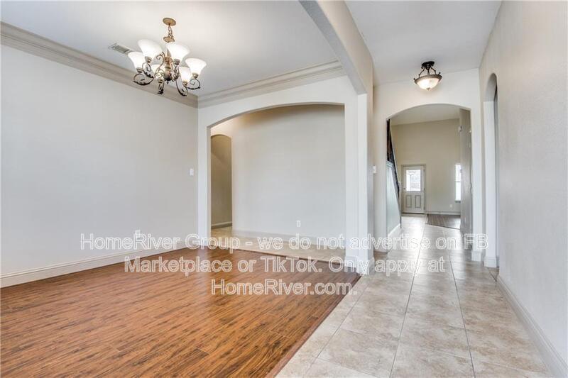 Fireplace - 6 beds/4 baths - Fireplace property image