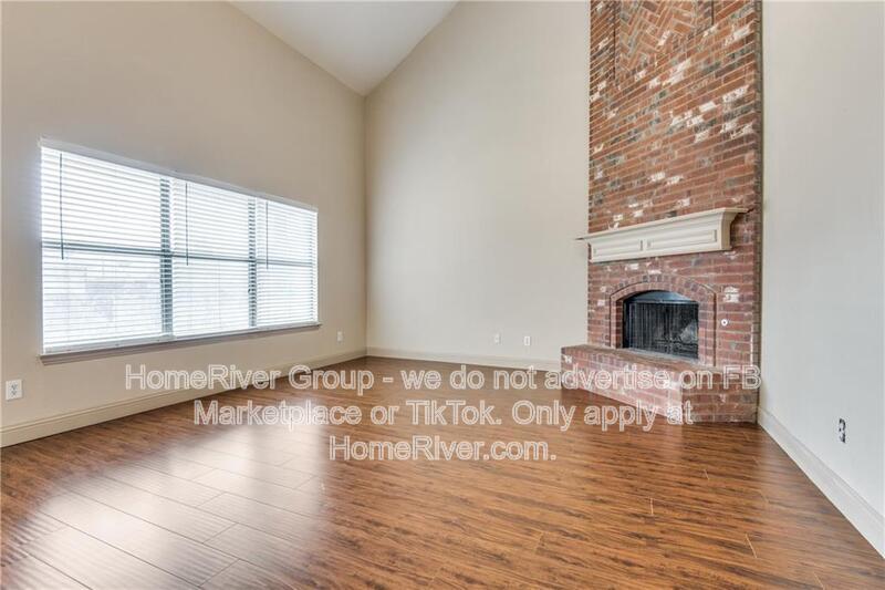 Fireplace - 6 beds/4 baths - Fireplace property image