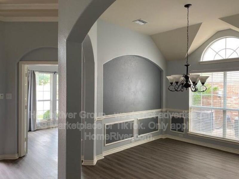 Dedicated Office | SS Appliances | Vaulted Ceilings | Fireplace property image