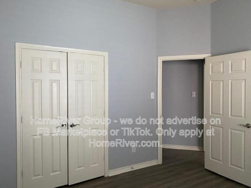 Dedicated Office | SS Appliances | Vaulted Ceilings | Fireplace property image