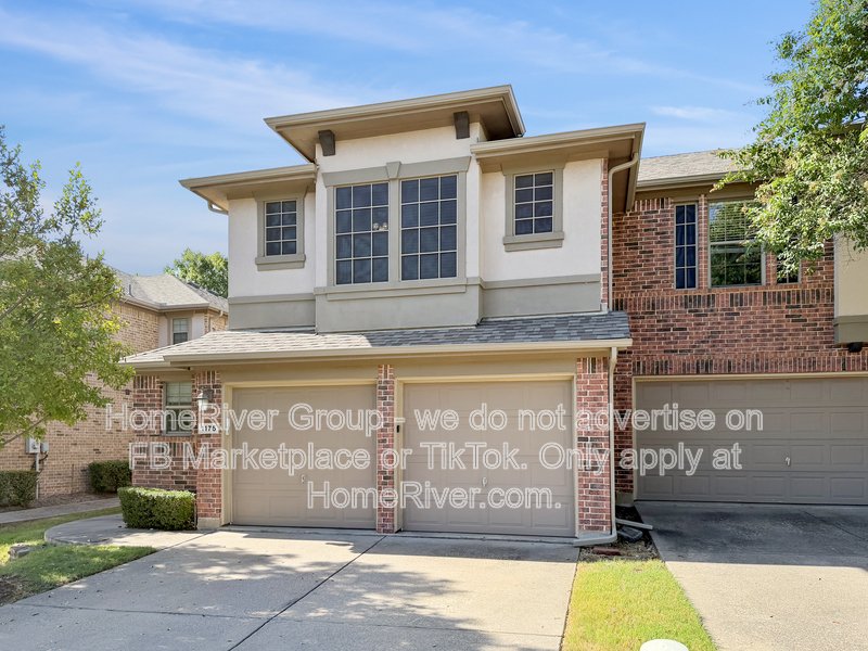Modern Living Meets Convenience: Charming 3-Bed Townhome in Allen! property image