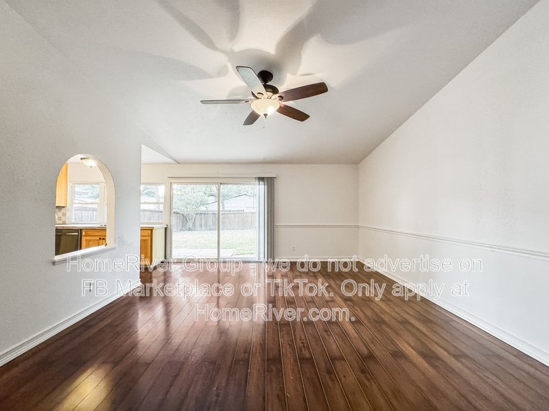 SS APPLIANCES, HARD FLOORS, NEW HVAC, GARLAND ISD property image