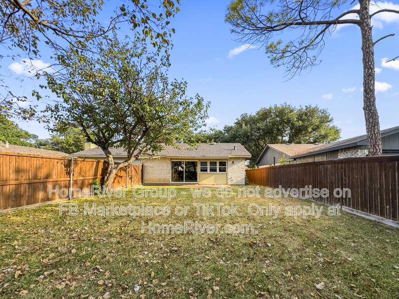 SS APPLIANCES, HARD FLOORS, NEW HVAC, GARLAND ISD property image