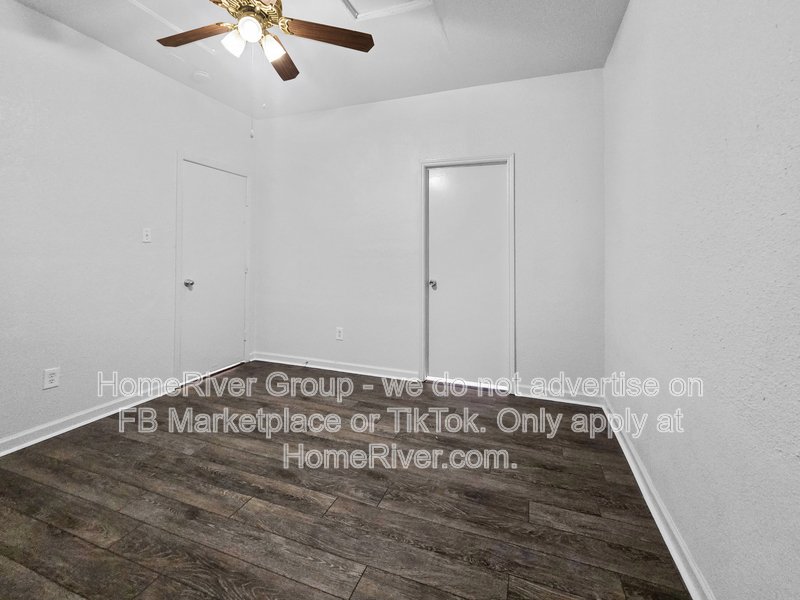 Darling 3/2 duplex!! property image