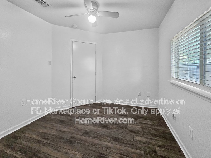 Darling 3/2 duplex!! property image