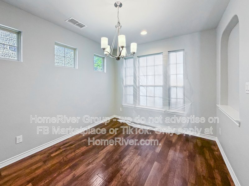 SS Appliances | Fenced Yard | Garage Parking | Denton ISD property image
